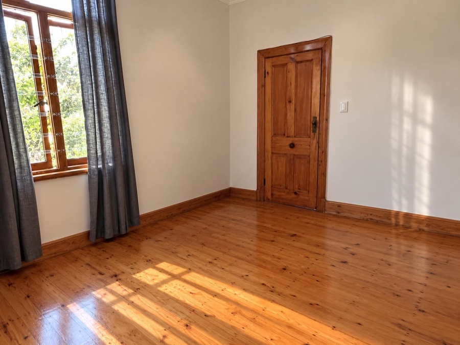 3 Bedroom Property for Sale in Sea Point Western Cape